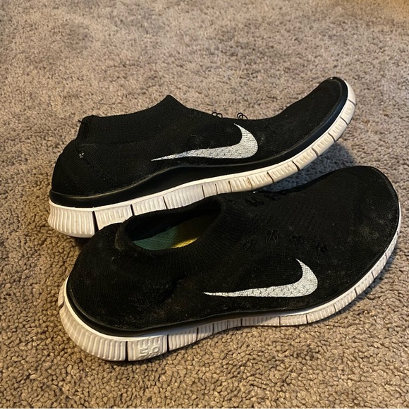 Nike Free 5.0 Flyknit Women's Running Shoes Black White Size 8 - Picture 2 of 8